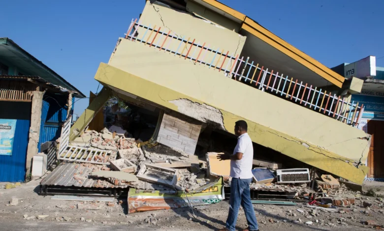 Photos: Search continues for Indonesian earthquake victims | Earthquake news Photos: Search continues for Indonesian earthquake victims | Earthquake news